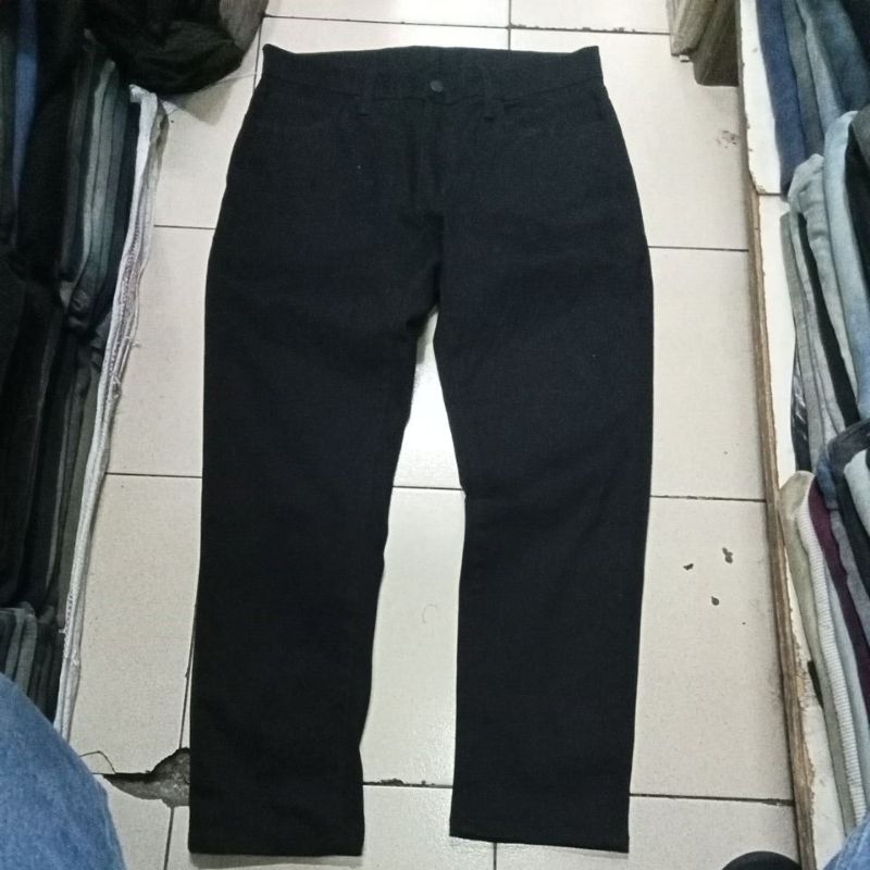 celana jeans uniqlo