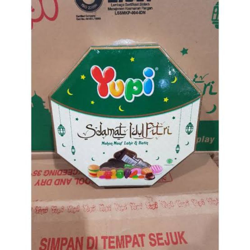 

Yupi Candy Spesial Idul Fitri box
