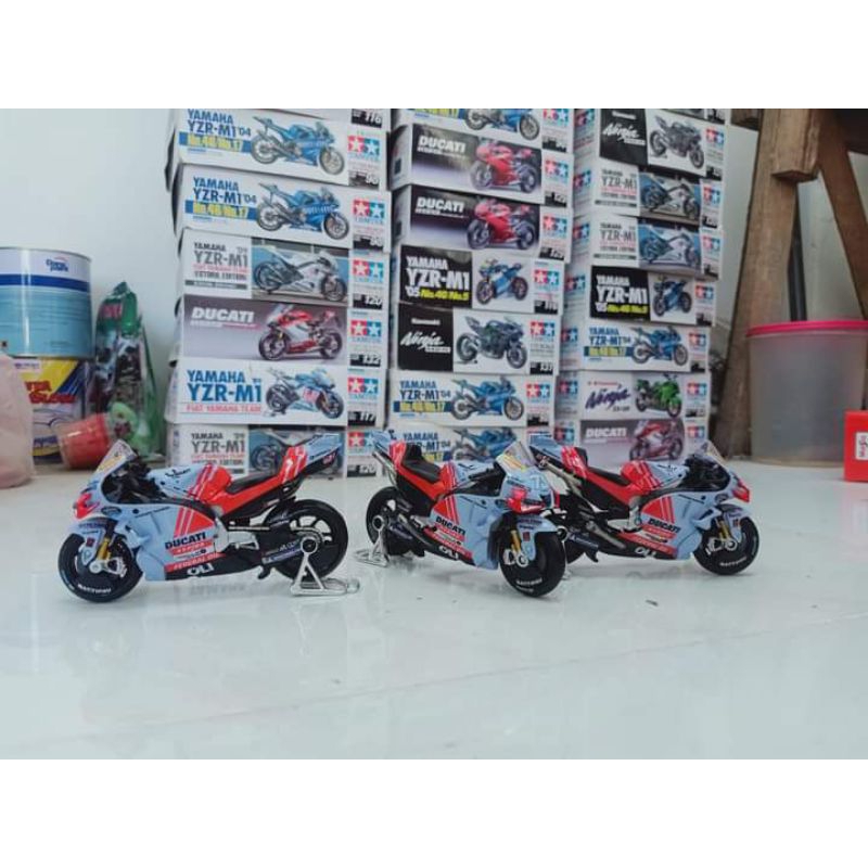 Ducati 1/18 scale 2023