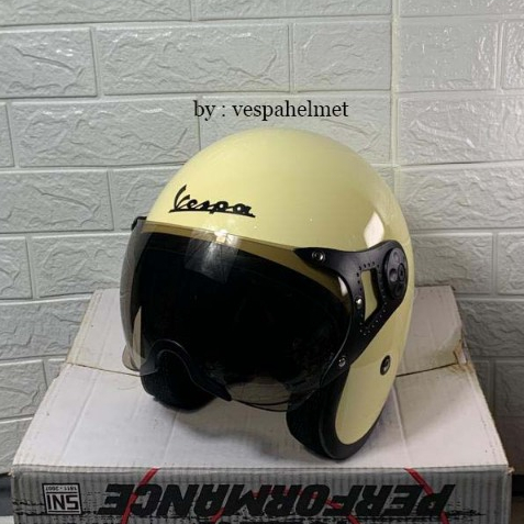 Helm Vespa Cream + Visor Italy