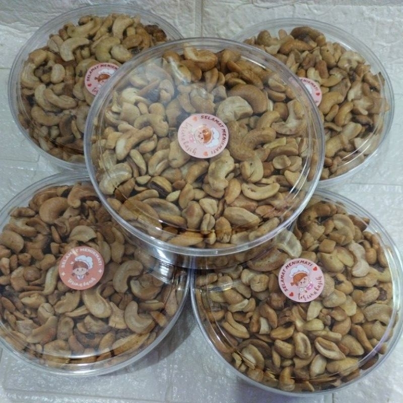 

PATAHAN KACANG METE TOPLES 200GRAM