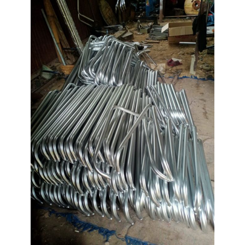 Tiang lampu jalan 1m/ Tiang besi gantung lampu jalan