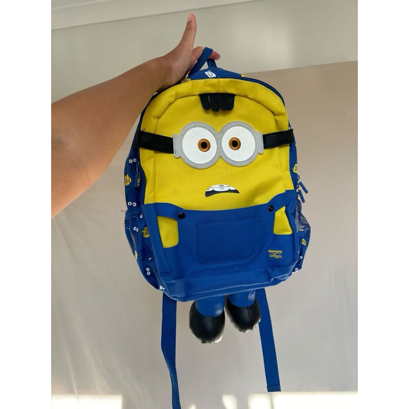 tas smiggle minion preloved very good condition