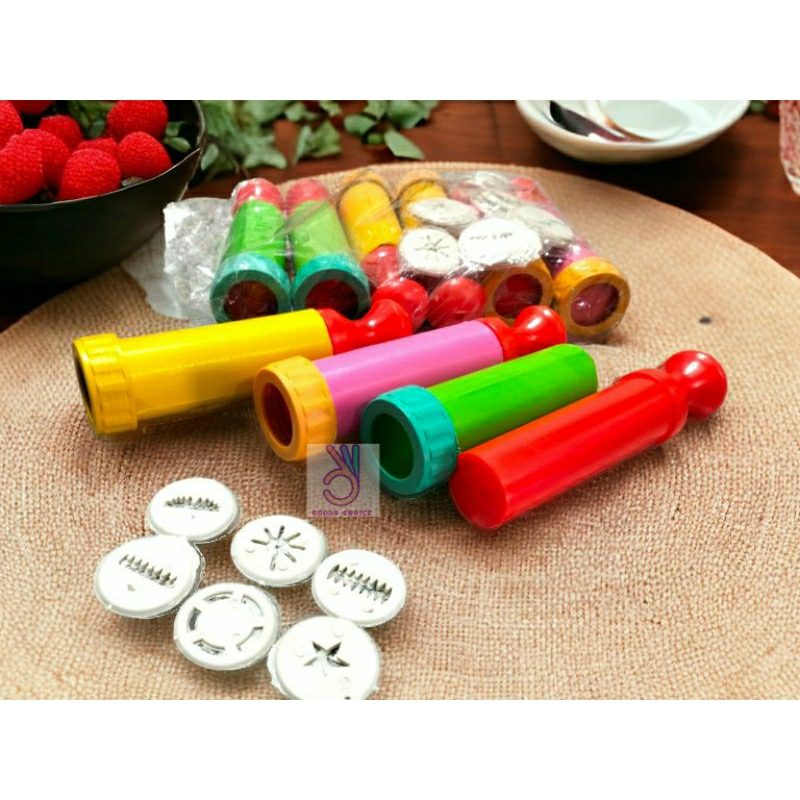 Cetakan Semprit Sedang / Cetakan Kue Semprit Plastik / Cetakan Akar Kelapa Semprit 6 Motif