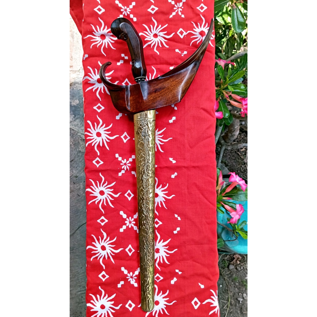 Keris Dhapur Jangkung Pamor Wos wutah Sepuh Nyandang Ladrang Solo