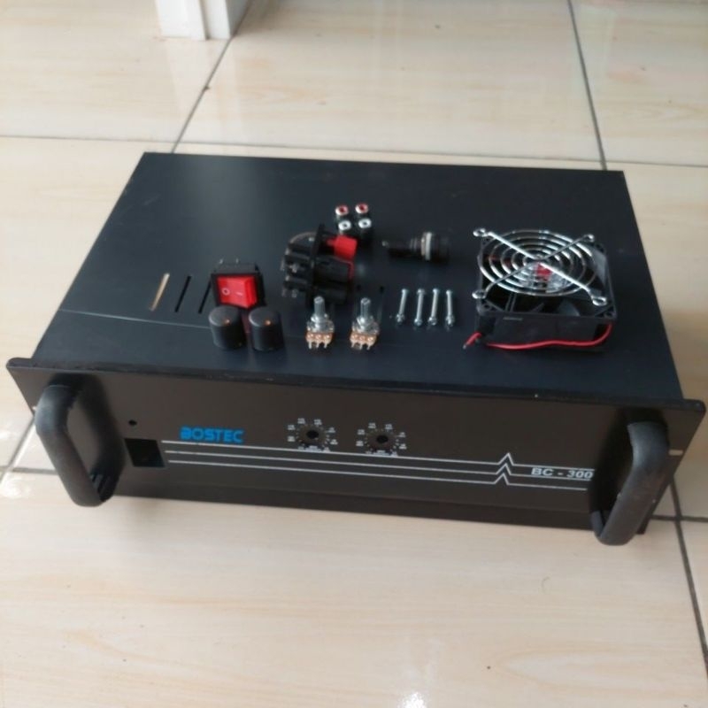 Box Power Amplifier MUAT TRAVO 10 AMPER MURNI  2 Potensio NASIONAL BC 300 Plus Asesoris plat Hitam