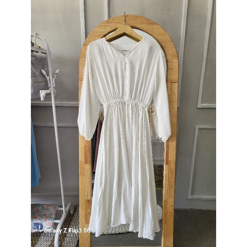 dress putih polos