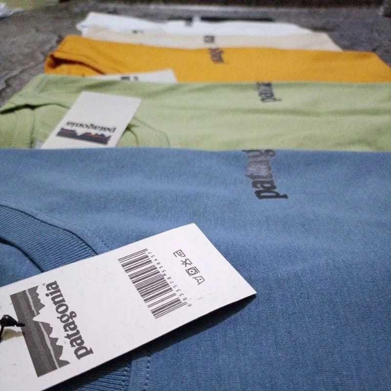 PATAGONIA-Tshirt Casual Patagonia Mountain Pria Biru Denim / Baju Kaos Patagonia Pria wanita