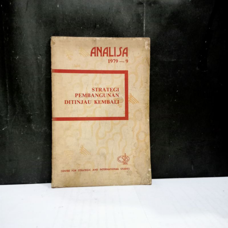 

Buku Strategi Pembangunan DiTinjau Kembali - Analisa