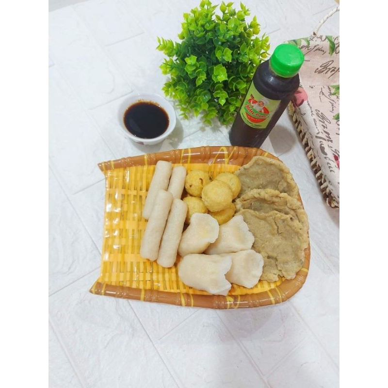 

pempek Palembang (paketanisilengkap)