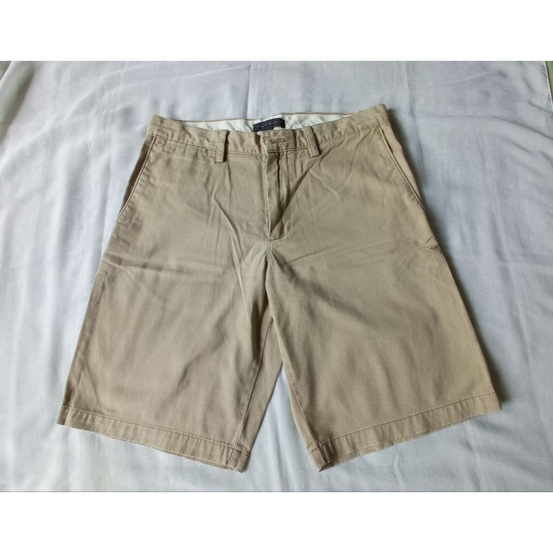 Chino Menshort Banana Republic Preloved