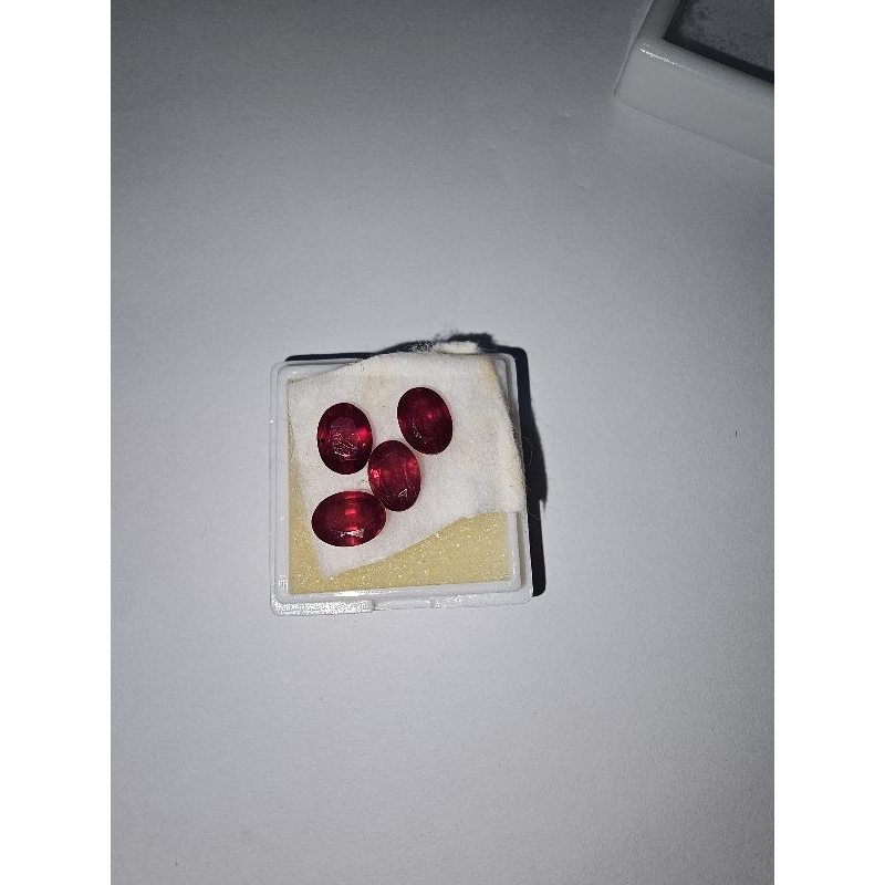 Natural Ruby Pigeon Blood 4 pcs