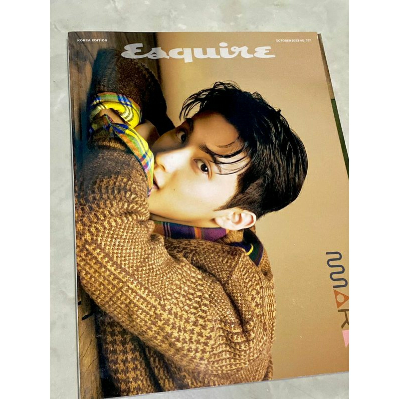 WTS Jual Magazine Majalah Mark Lee Esquire A Ver