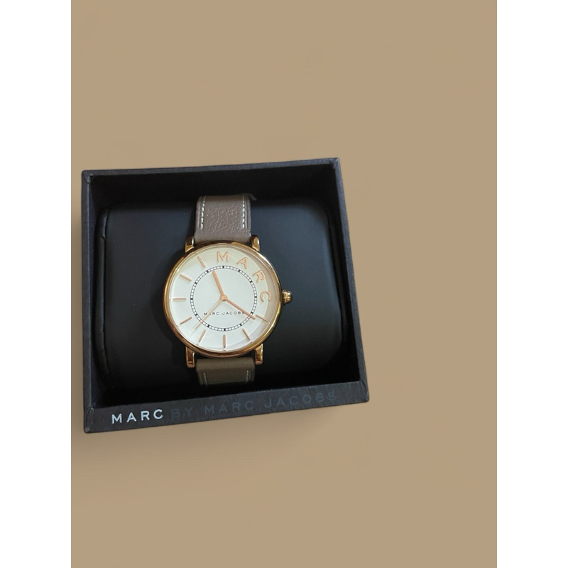 Marc Jacobs Roxy Gold Watch