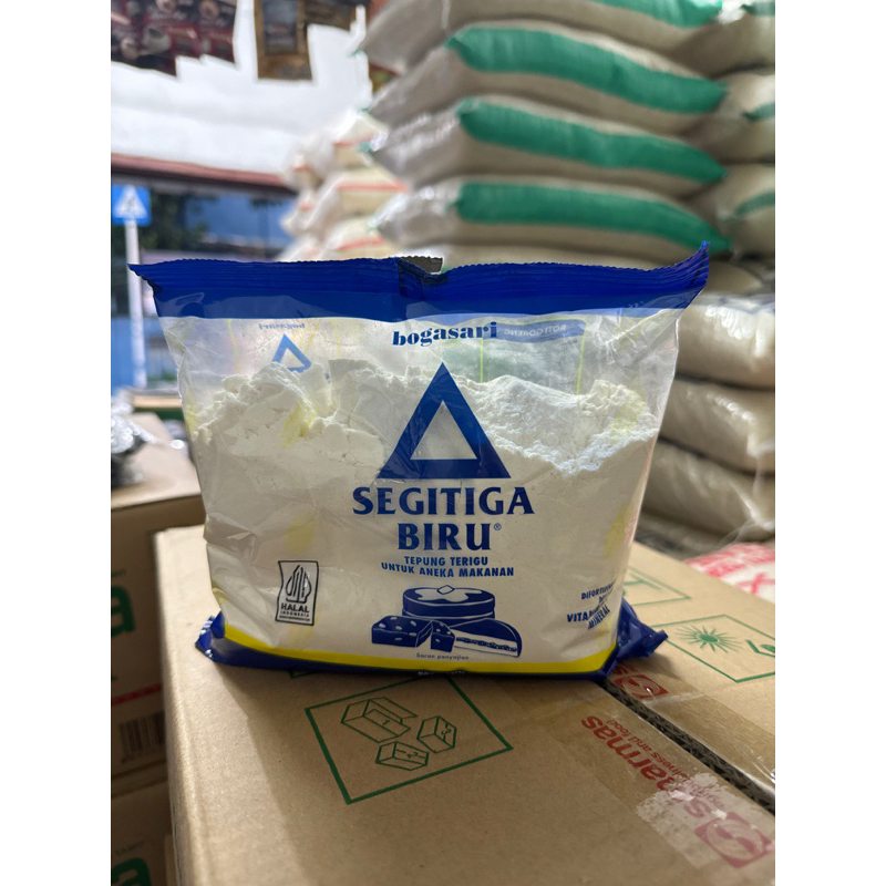 

Segitiga biru 500 gr