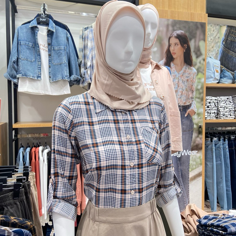 kemeja wanita Dust original 100% motif kotak kotak new arrival