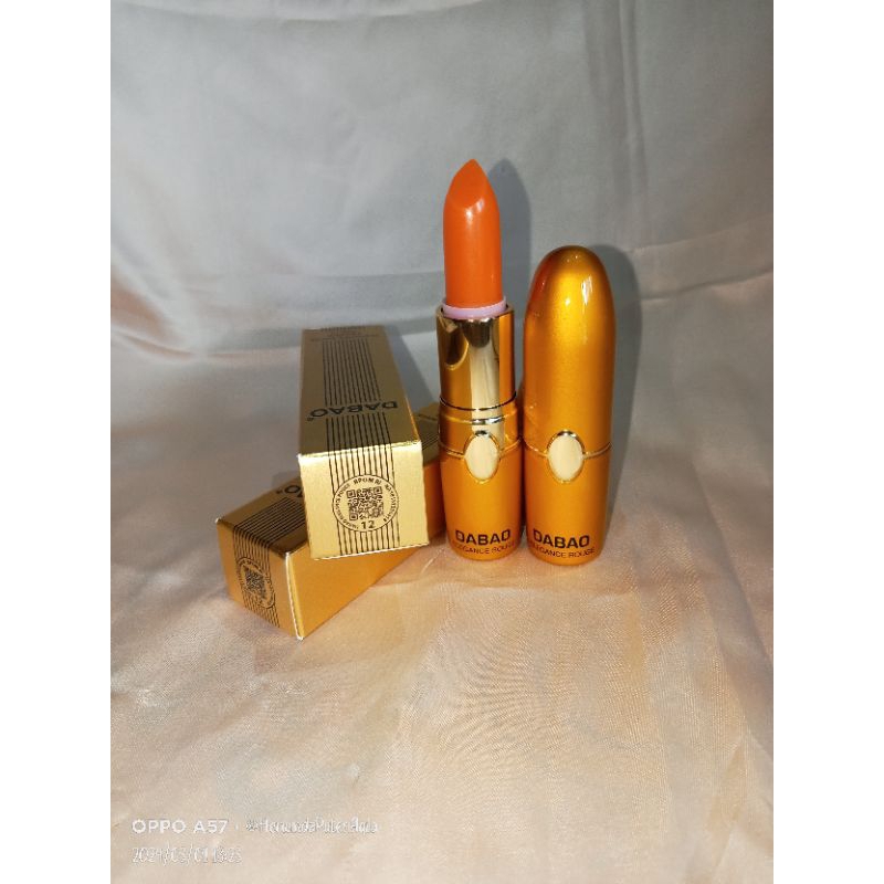 Lipstik Dabao No 12 Orange di Oles Jadi Warna Merah