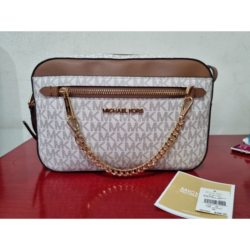 Michael Kors Jet set item