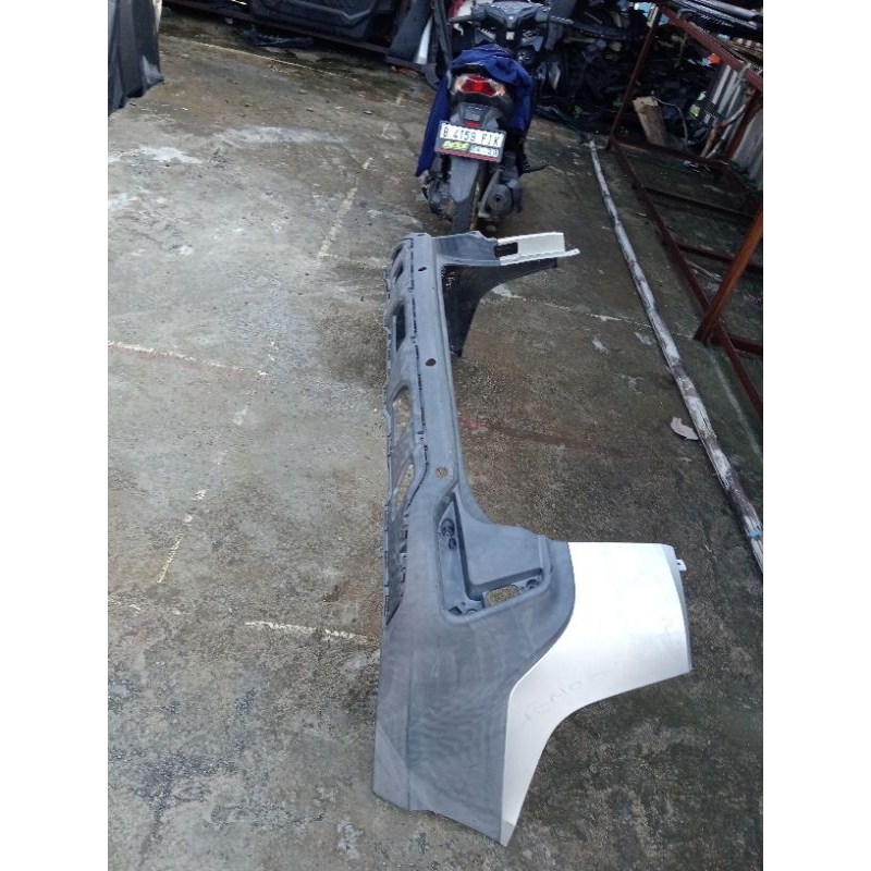 bemper belakang Wuling confero