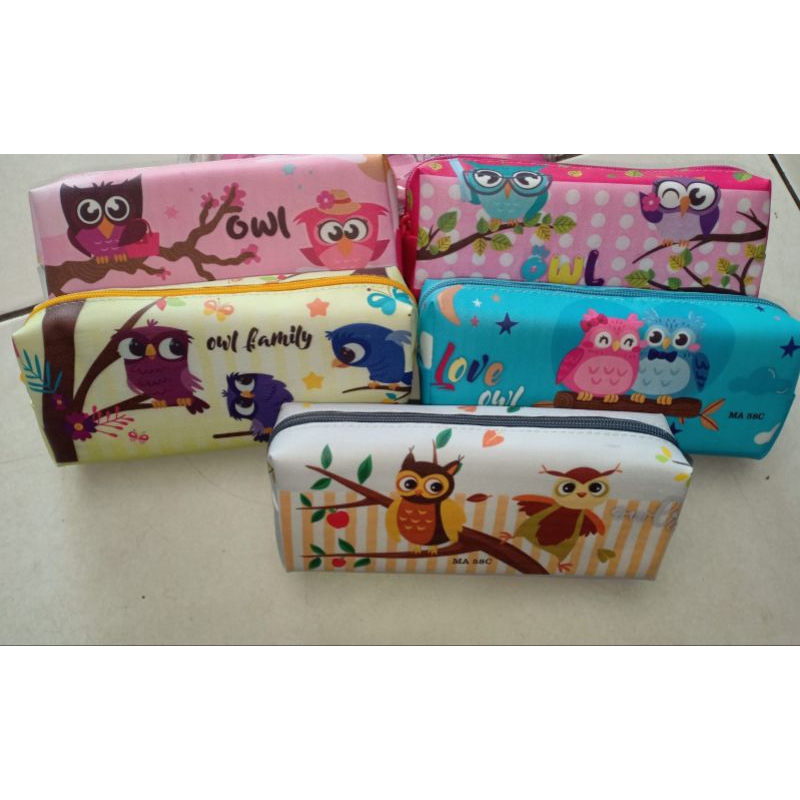 

KOTAK PENSIL/POUCH MOTIF OWL