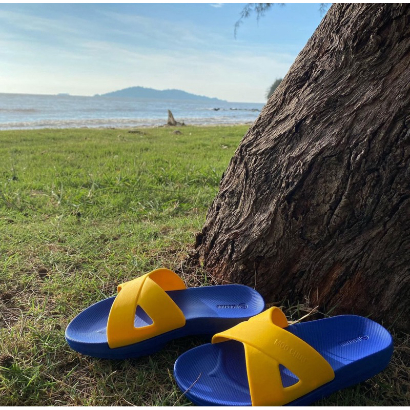 Moo Chuu Sandal Custom P02 – Pilih Warna Tapak & Tali Sendiri