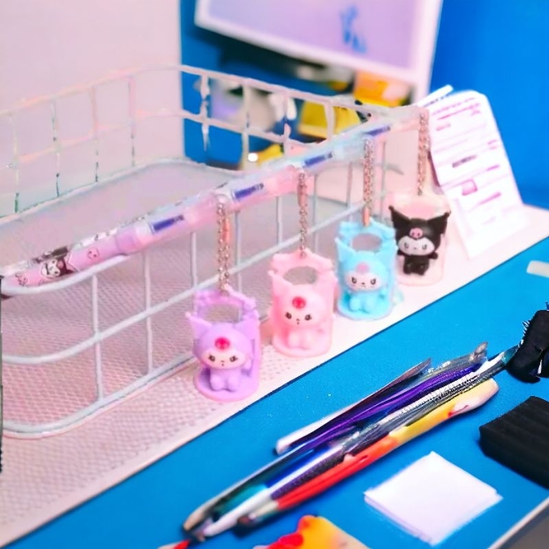 

12 pcs Bolpen pulpen pen gel Gantungan Ayunan Sanrio Kuromi 1 Pack