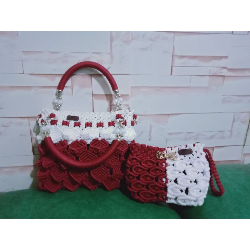 Set talikur tas dan dompet