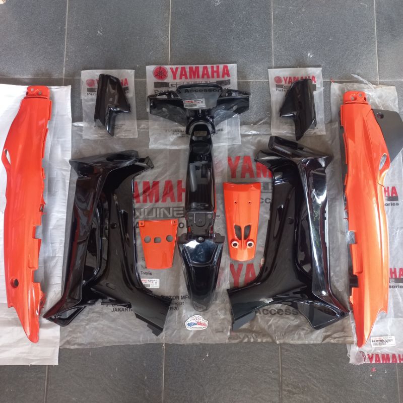 Cover body halus fullset F1ZR F1ZR orange oren hitam Original