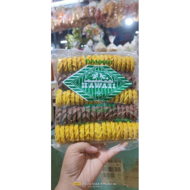 

Kue lebaran banket hawai