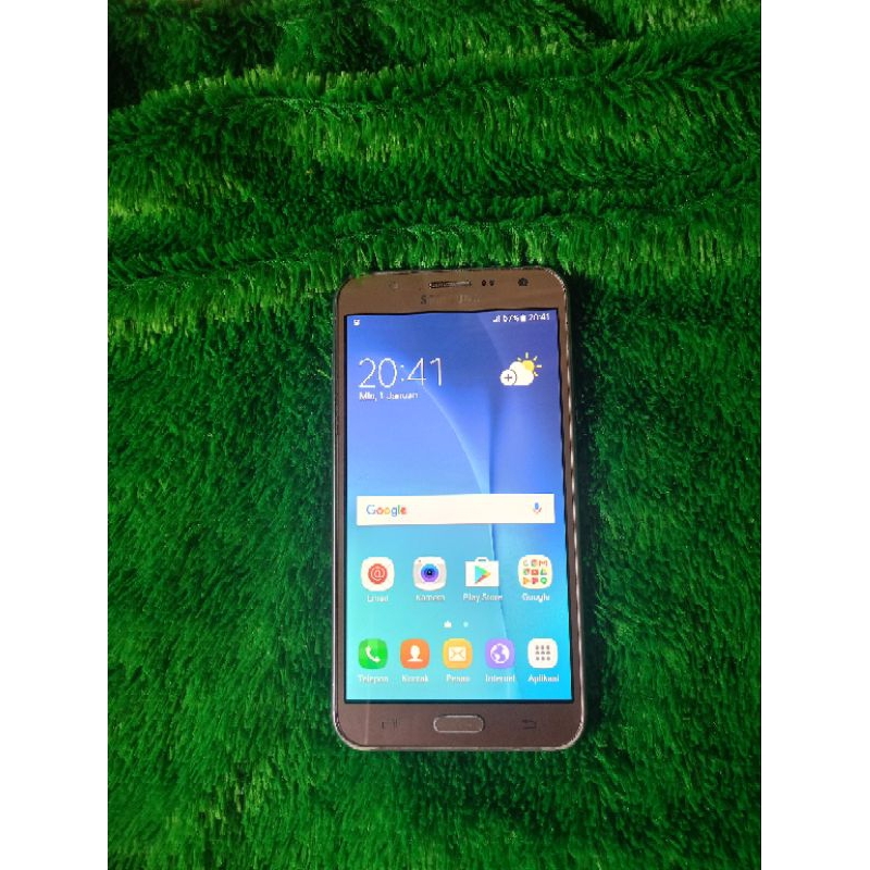 Samsung galaxy J7 2015 android second Harga terjangkau berkualitas siap pake