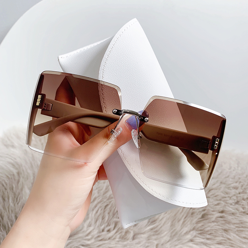 Anti UV Kacamata Wanita Frameless Gradient Gaya Oversized Kaca Mata Anti UV400 Untuk Ke Pantai Berke