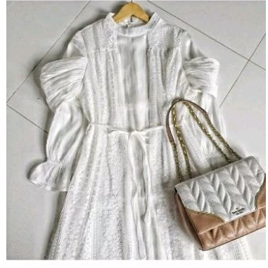 Dress Shimmer Putih Melvany Set Hijab