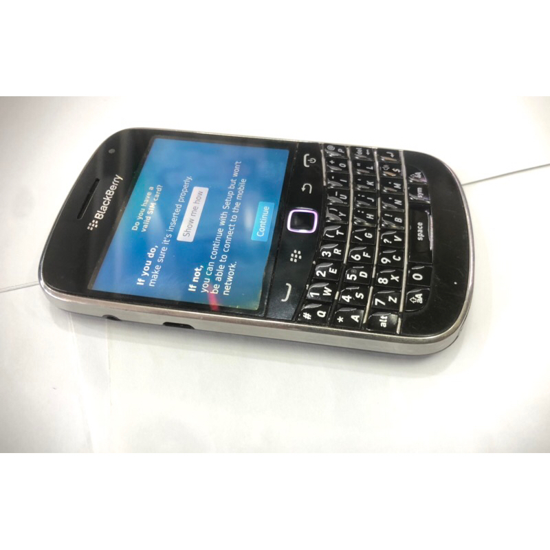Hape Rusak Blackberry Dakota 9900 Untuk Koleksi Pajangan Kanibalan