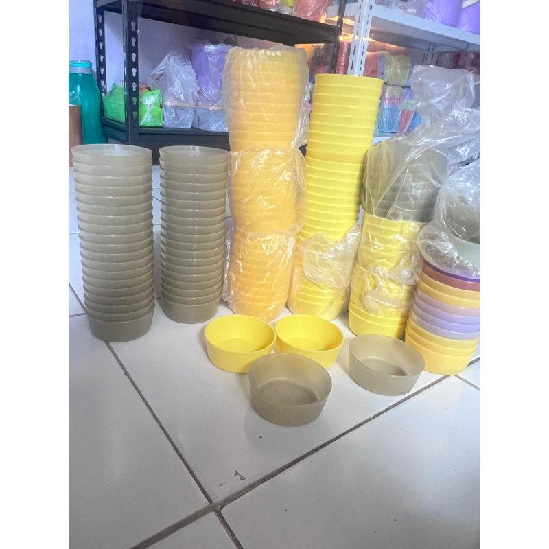 small round tanpa tutup(tupperware)