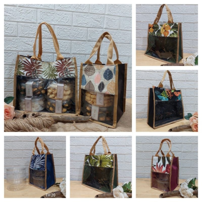 

Tas Hampers Lebaran Kue Kering ukuran 2 dan 4 Toples