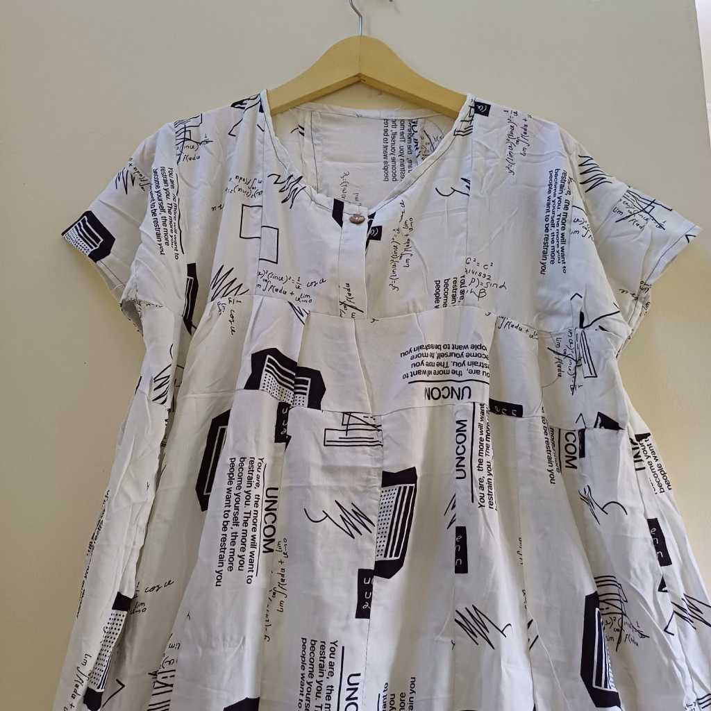 BAJU DASTER KANCING DEPAN JUMBO