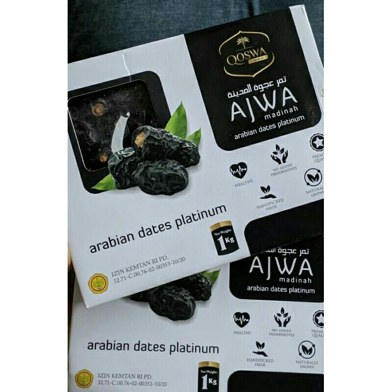 

Kurma Ajwa 1kg QOSWA PREMIUM kurma NABI Arabian Dates Platinum Kurma Ajwa 1Kg