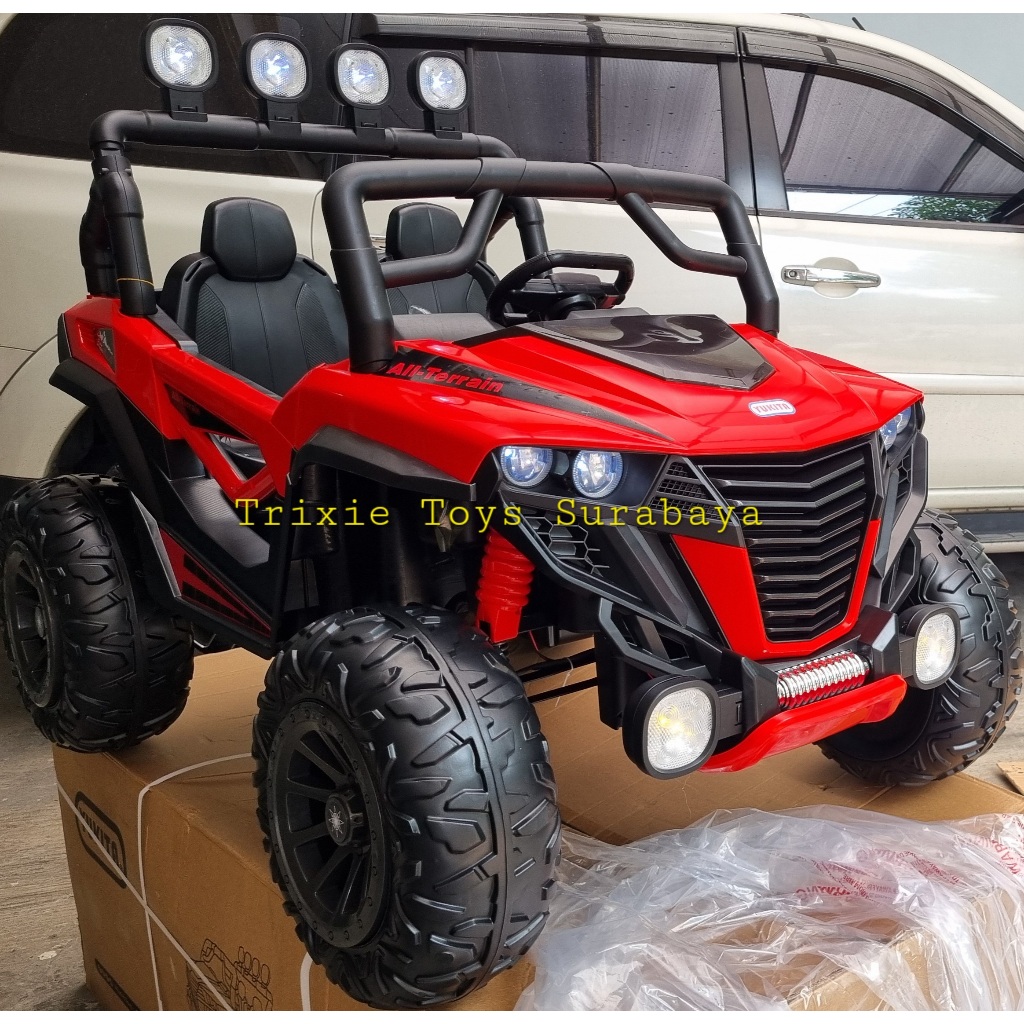 YUKITA 91 4WD Ukuran Besar Mainan Anak Mobil Aki