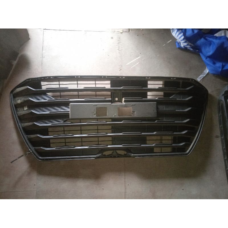 grill bemper avanza 2022