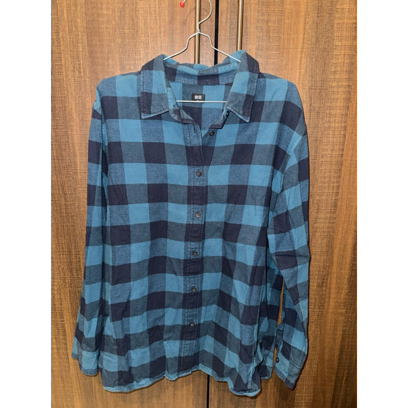 preloved - kemeja flanel uniqlo