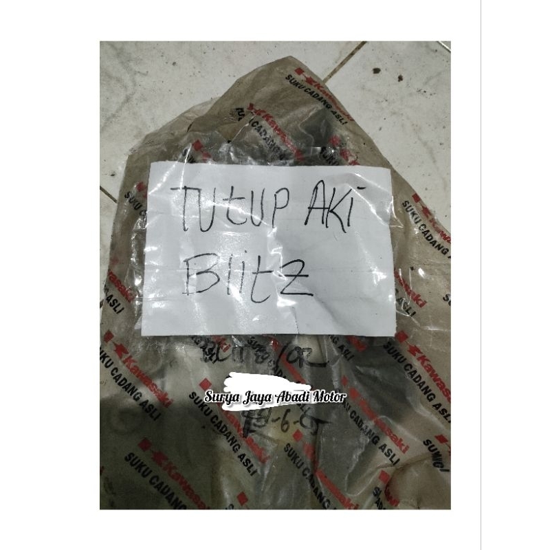 Tutup Aki Kawasaki Blitz Warna Hitam dan Abu-abu (36001 1659 20G) Orisinil