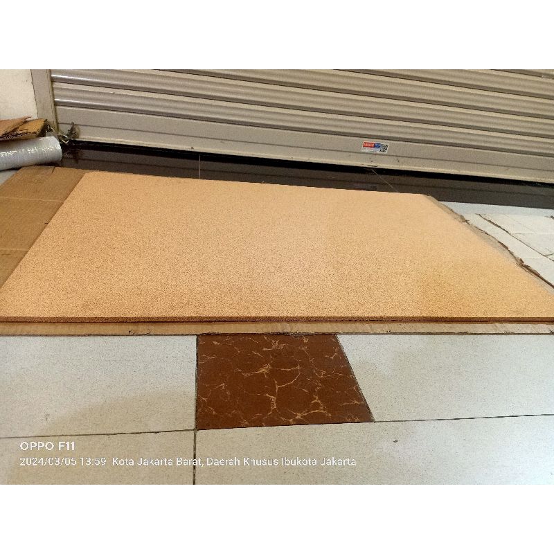 

Cork Board 10m x 60cm x 90cm