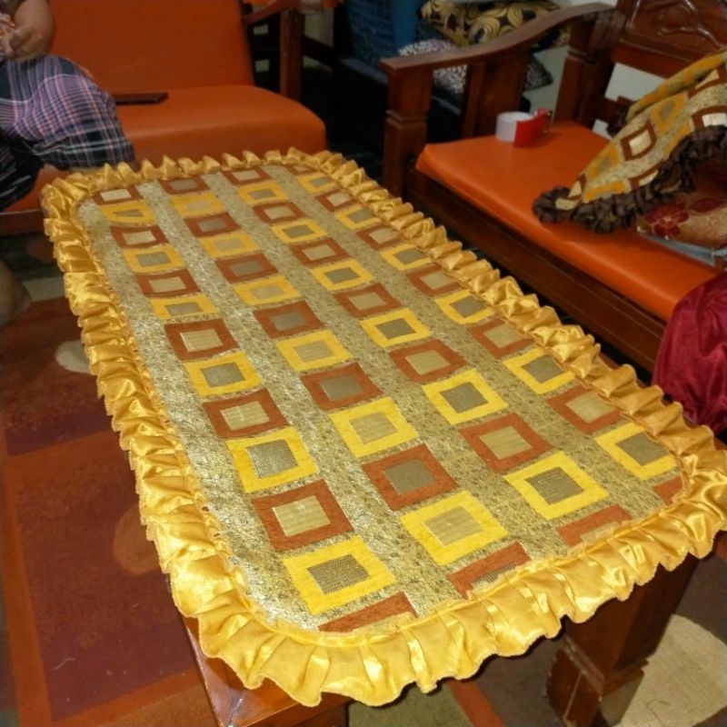 TAPLAK MEJA TAMU REMPEL (REMPEL KECIL)