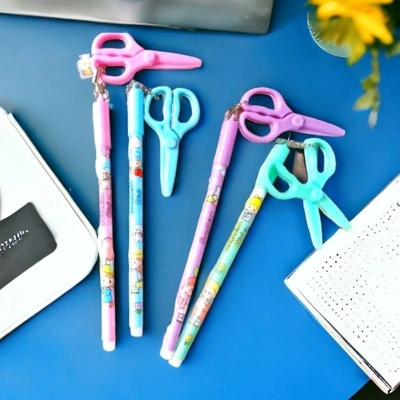 

Pulpen gel gantungan gunting plastik motif momo girl 12 pcs