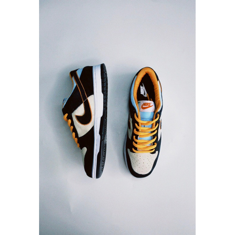 SB BLACK WHITE BLUE ORANGE