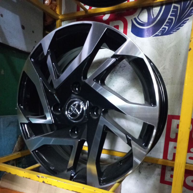 velg mobil ring 15 avanza/xenia
