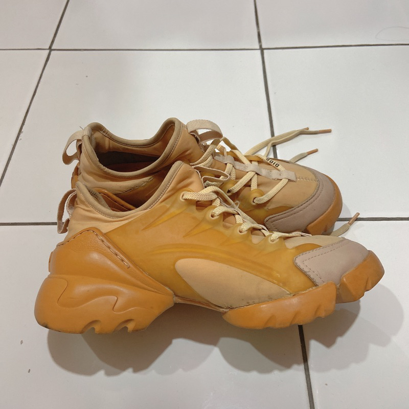 sneakers Christian Dior D Connect Nudes Sneakers Original sepatu wanita second preloved