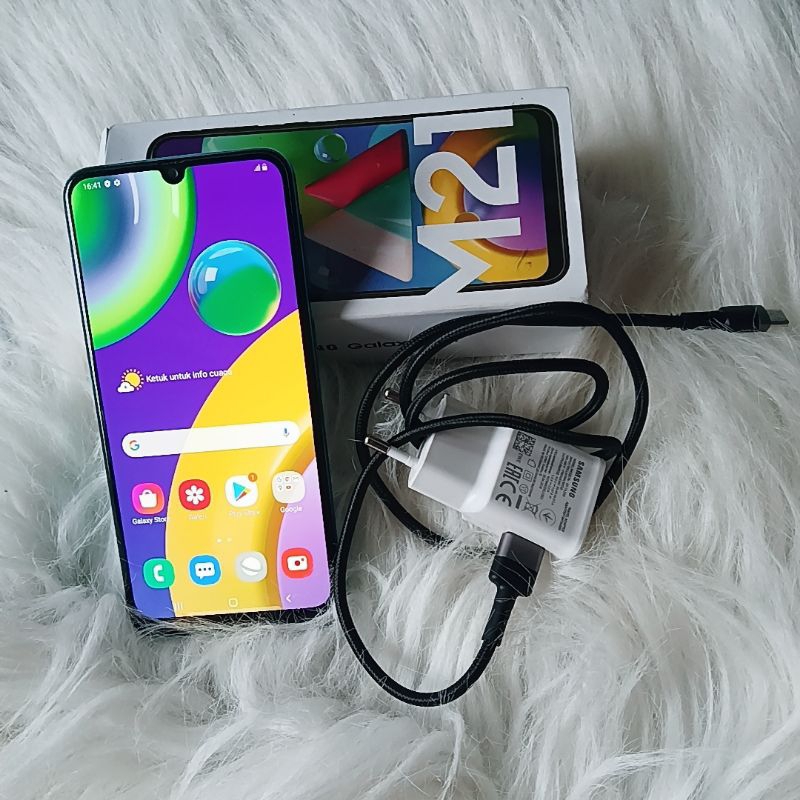Samsung Galaxy M21 Ram 4/64 GB Dual Sim Card Second Seken Fullset Kardus Charger Handphone No Minus 