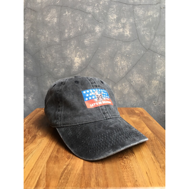 Topi Simpel Caps Logo Tengkorak