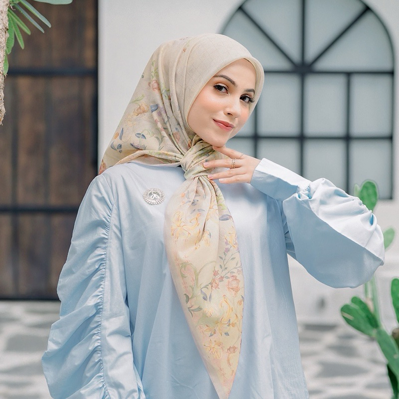 PL Arsscarf Halina - Amberlight